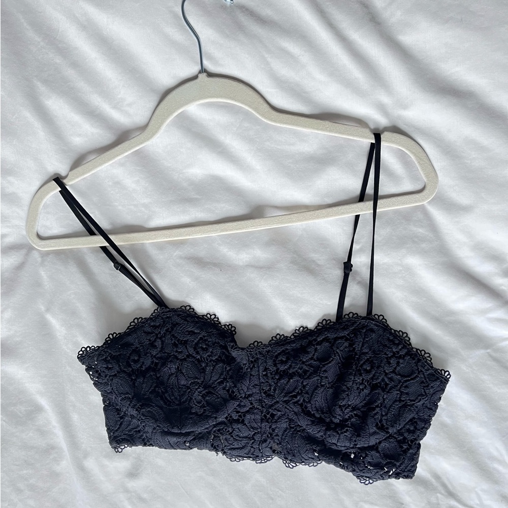 Club Monaco - Black bralette
